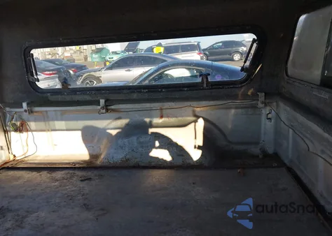 2000 Toyota Tacoma from USA, damaged, VIN 4TAPM62N6YZ678284